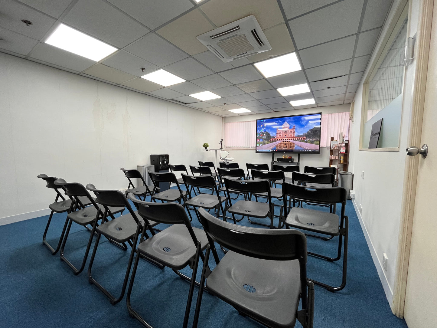 荔枝角地鐵站行1分鐘既會議場地租借